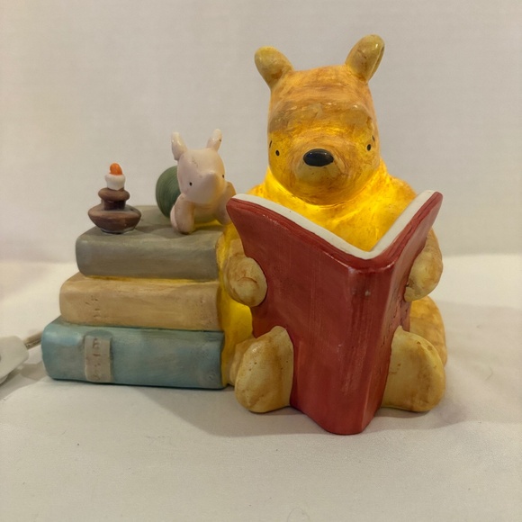 Vintage Disney Classic Winnie Pooh Piglet Book Reading Night Light Nursery Lamp - Picture 1 of 10